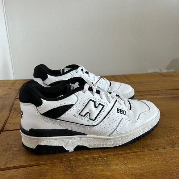 NB550 women's 7 - Picture 1 of 5
